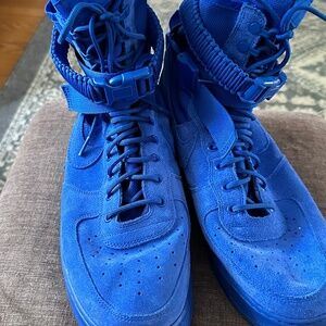 Nike Suede high top fashion sneakers
